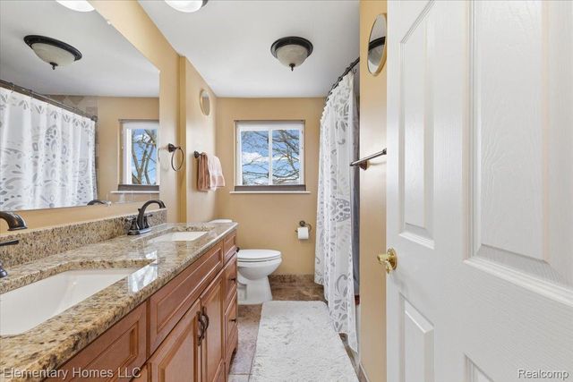 13355 De Mott Drive, Warren, MI 48088