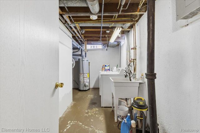 13355 De Mott Drive, Warren, MI 48088