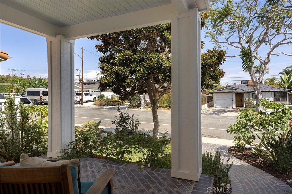 Image 11 of property listing at 150 W Avenida San Antonio, San Clemente, CA 92672
