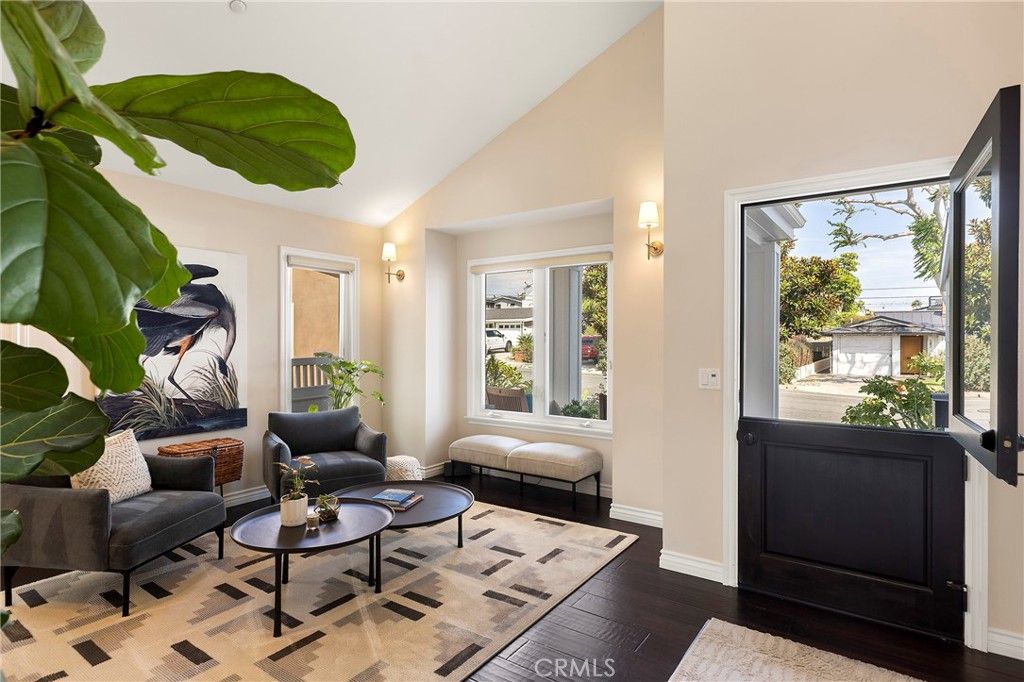 Image 12 of property listing at 150 W Avenida San Antonio, San Clemente, CA 92672