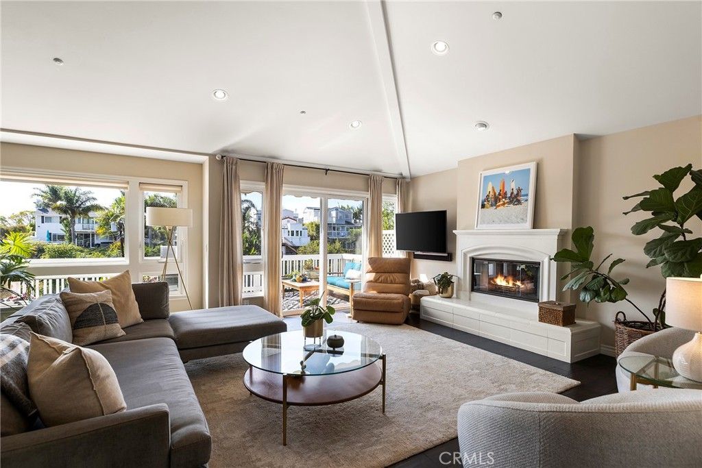Image 17 of property listing at 150 W Avenida San Antonio, San Clemente, CA 92672
