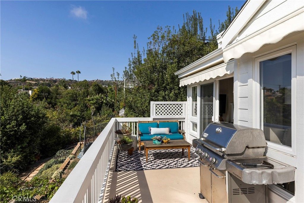 Image 20 of property listing at 150 W Avenida San Antonio, San Clemente, CA 92672