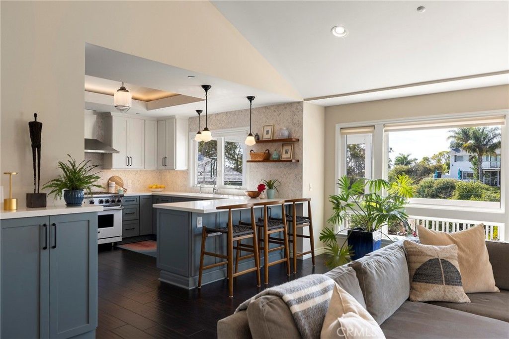 Image 21 of property listing at 150 W Avenida San Antonio, San Clemente, CA 92672