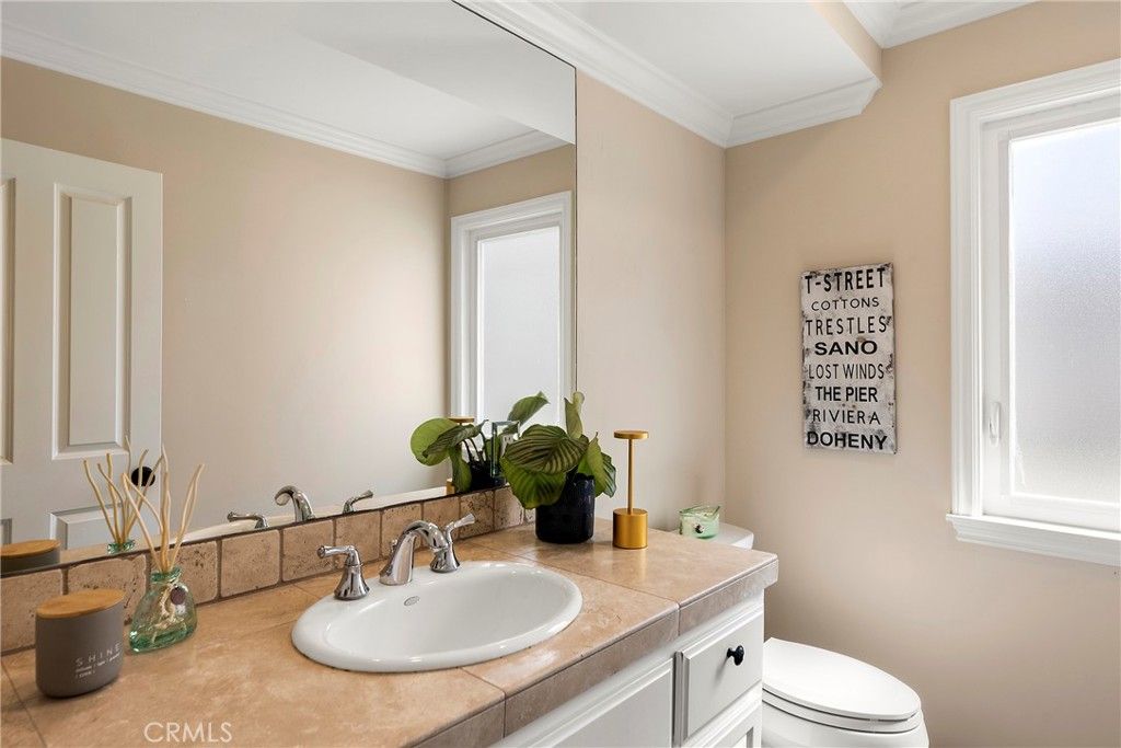Image 29 of property listing at 150 W Avenida San Antonio, San Clemente, CA 92672
