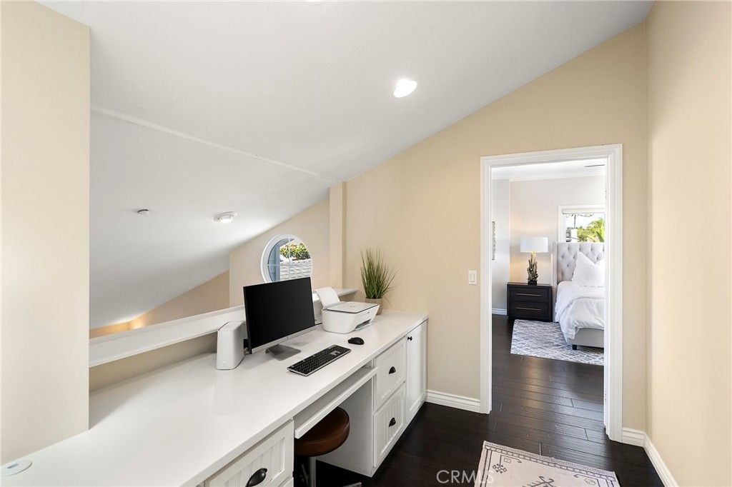 Image 31 of property listing at 150 W Avenida San Antonio, San Clemente, CA 92672