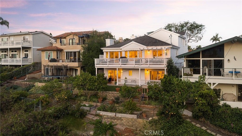 Image 5 of property listing at 150 W Avenida San Antonio, San Clemente, CA 92672