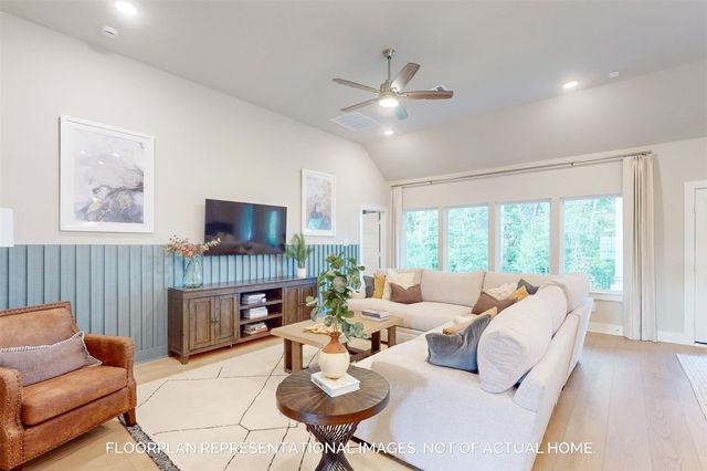 10607 Annex Avenue, Montgomery, TX 77316