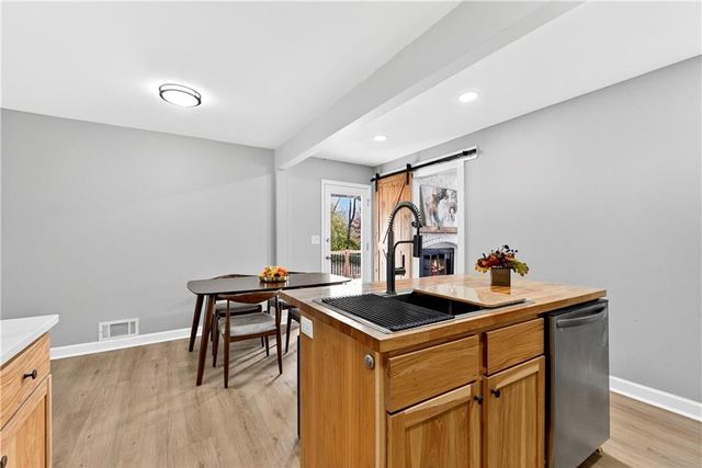 7409 E 51 Street, Kansas City, MO 64129