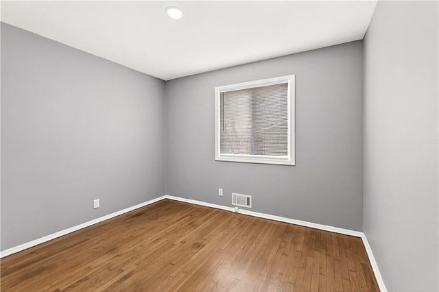 7409 E 51 Street, Kansas City, MO 64129