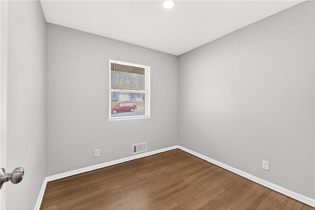 7409 E 51 Street, Kansas City, MO 64129