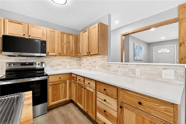 7409 E 51 Street, Kansas City, MO 64129