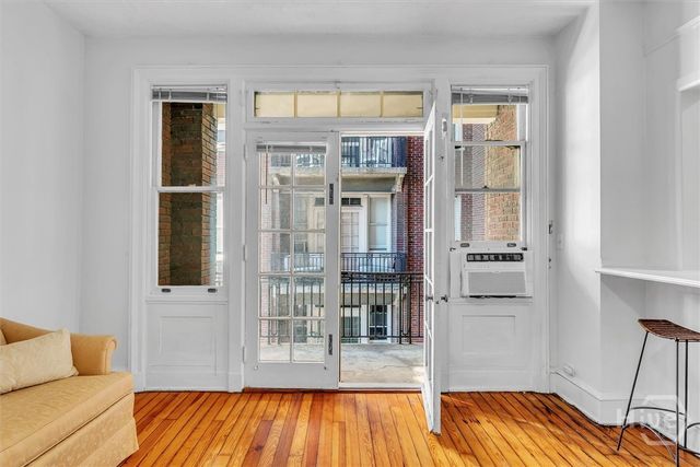 24 E Liberty Street 42, Savannah, GA 31401