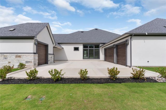 1400 Paxton LN, Florence, TX 76527