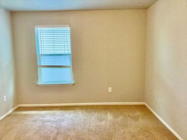 12040 Riparian RD, Manor, TX 78653
