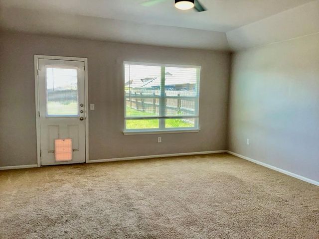 12040 Riparian RD, Manor, TX 78653