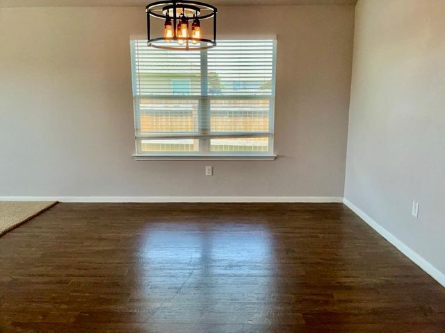 12040 Riparian RD, Manor, TX 78653