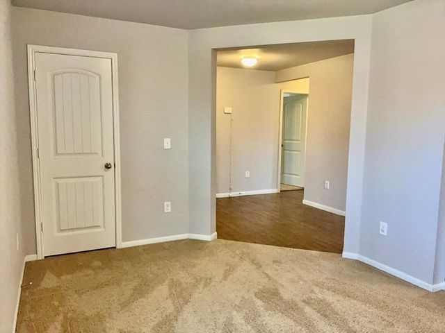 12040 Riparian RD, Manor, TX 78653