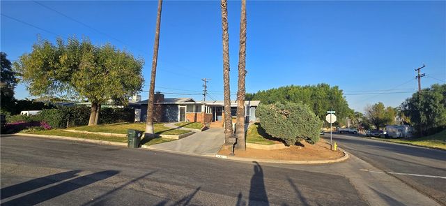 4130 Estrada, Jurupa Valley, CA 92509