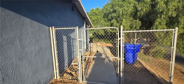 4130 Estrada, Jurupa Valley, CA 92509