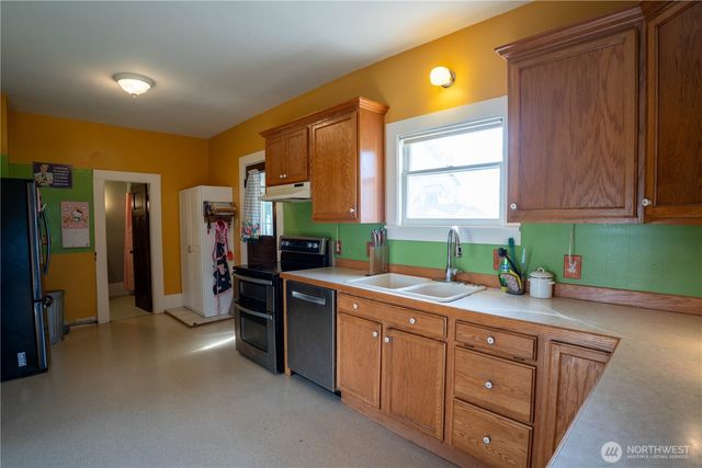 517 Lawson Street, Sumas, WA 98295
