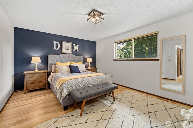 1550 Weathervane Drive, Fircrest, WA 98466