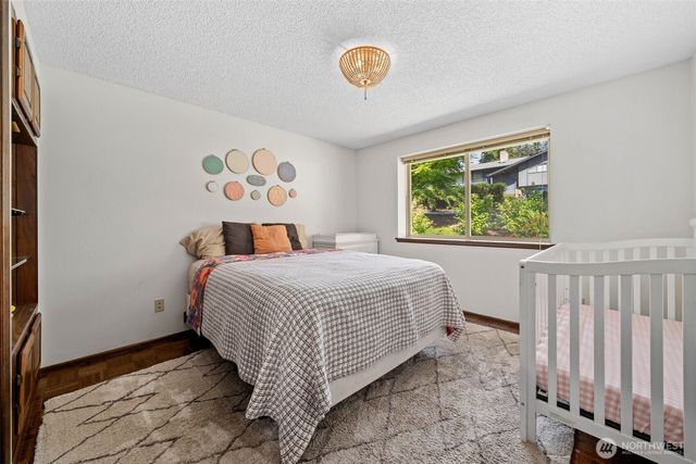 1550 Weathervane Drive, Fircrest, WA 98466