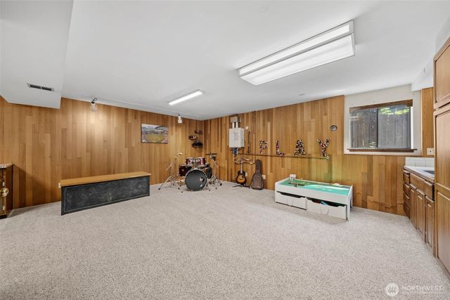 1550 Weathervane Drive, Fircrest, WA 98466