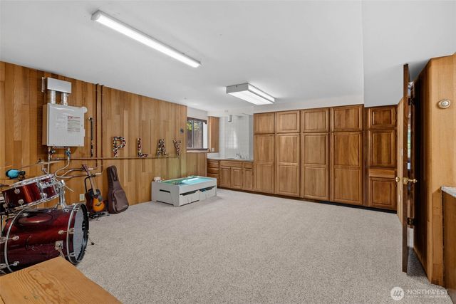 1550 Weathervane Drive, Fircrest, WA 98466