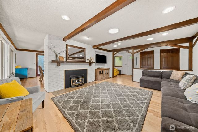 1550 Weathervane Drive, Fircrest, WA 98466