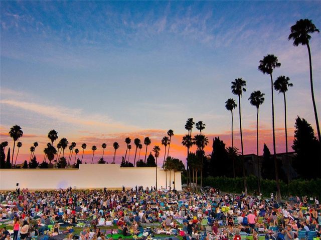 922 N Ridgewood Pl, Los Angeles, CA 90038