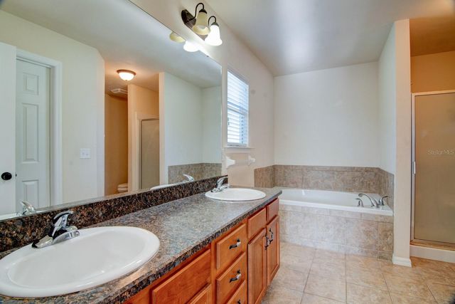 15572 NW 136TH TERRACE, Alachua, FL 32615
