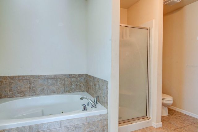15572 NW 136TH TERRACE, Alachua, FL 32615