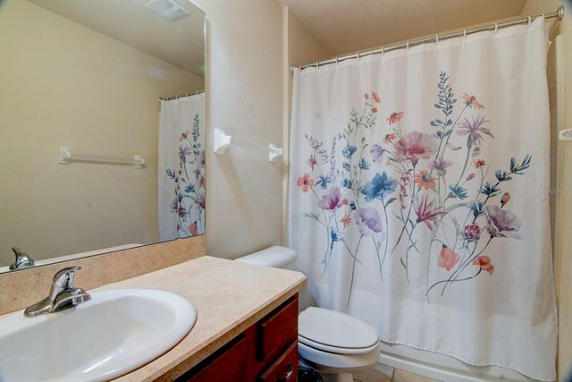 15572 NW 136TH TERRACE, Alachua, FL 32615