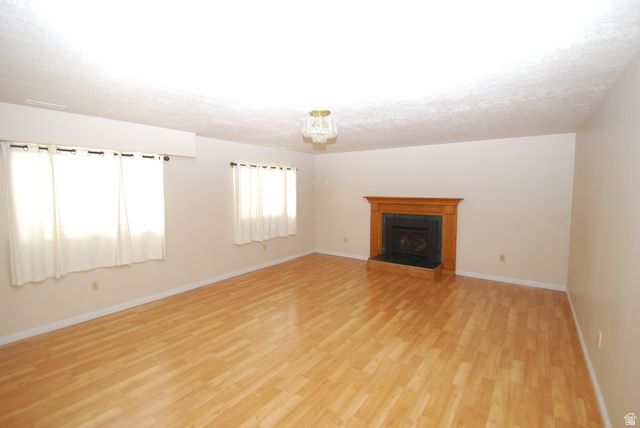 2251 N 850 W, Clinton, UT 84015