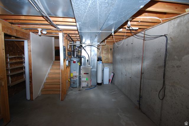 2251 N 850 W, Clinton, UT 84015
