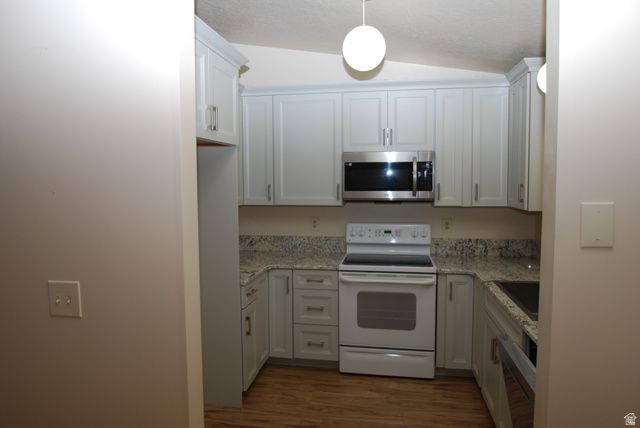 2251 N 850 W, Clinton, UT 84015