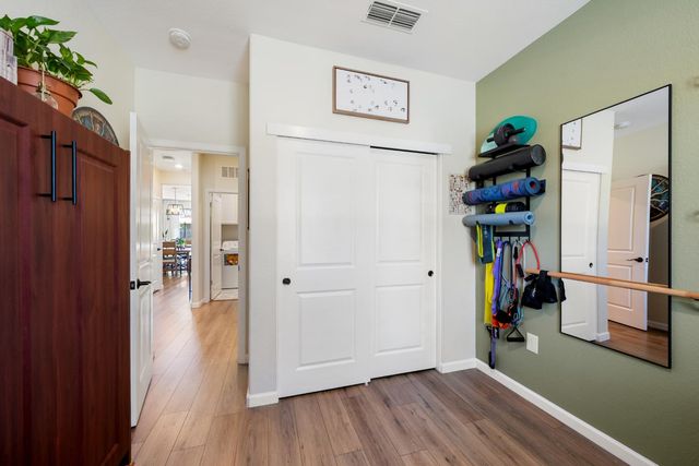 12800 Herringbone Way, Rancho Cordova, CA 95742