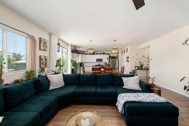 12800 Herringbone Way, Rancho Cordova, CA 95742