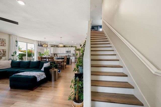12800 Herringbone Way, Rancho Cordova, CA 95742