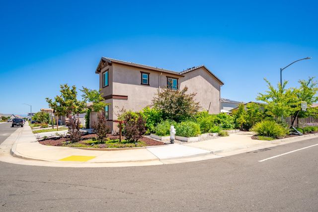 12800 Herringbone Way, Rancho Cordova, CA 95742