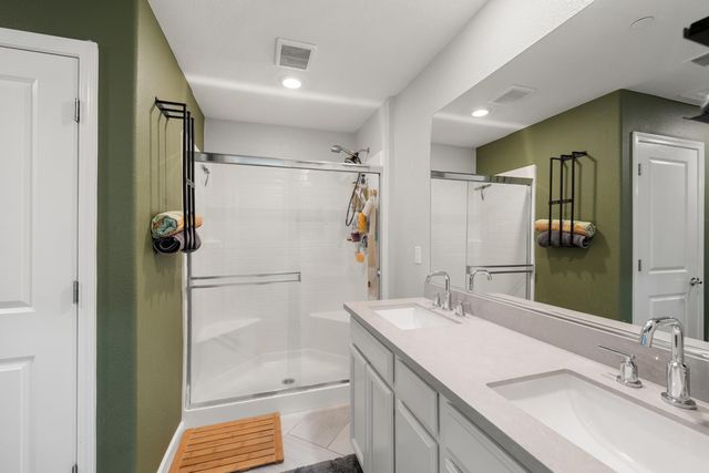12800 Herringbone Way, Rancho Cordova, CA 95742