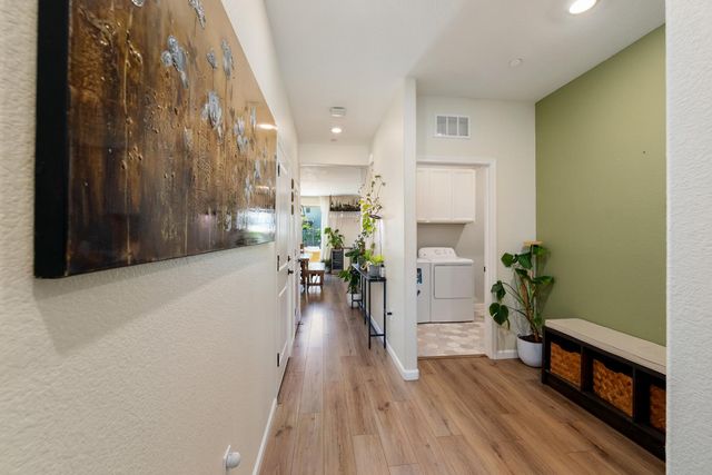 12800 Herringbone Way, Rancho Cordova, CA 95742
