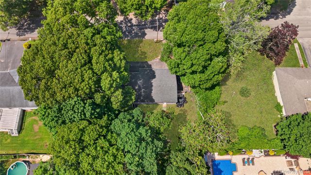 34 Pinetop Drive, Shirley, NY 11967