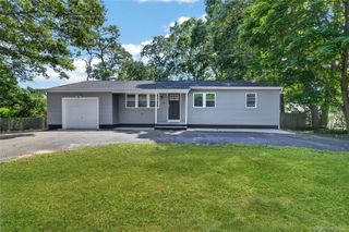 34 Pinetop Drive, Shirley, NY 11967