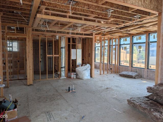 3226 NW Strickland Way, Bend, OR 97703