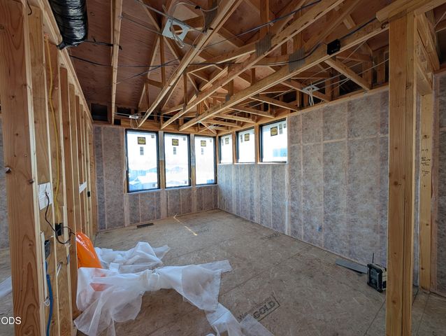 3226 NW Strickland Way, Bend, OR 97703