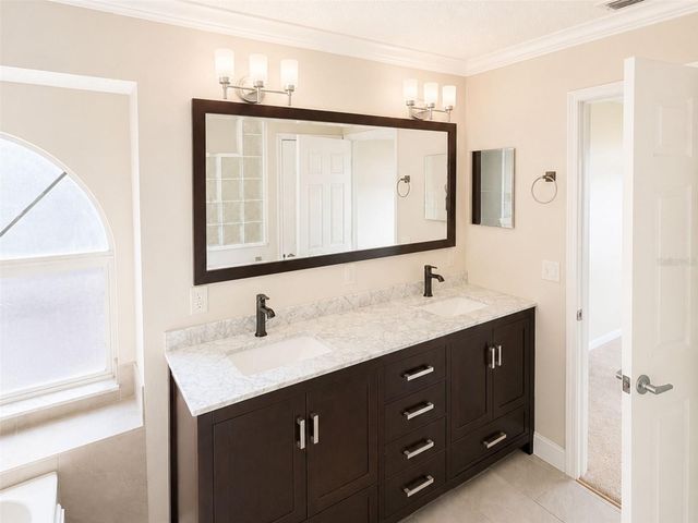 11848 BRANCH MOORING DRIVE, Tampa, FL 33635