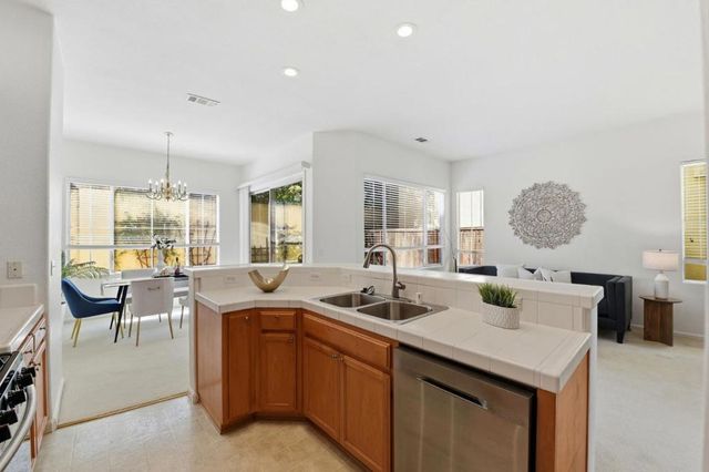 365 Shelby Drive, Mountain View, CA 94043