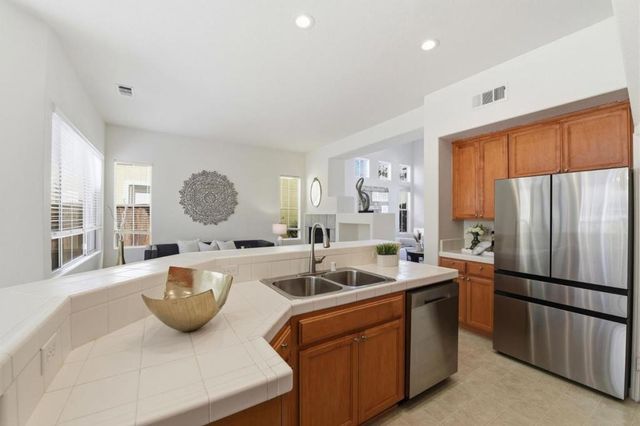 365 Shelby Drive, Mountain View, CA 94043