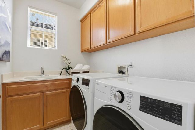 365 Shelby Drive, Mountain View, CA 94043